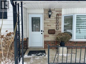 4307 Ashfield Cres in Windsor, ON - Building Photo - Building Photo
