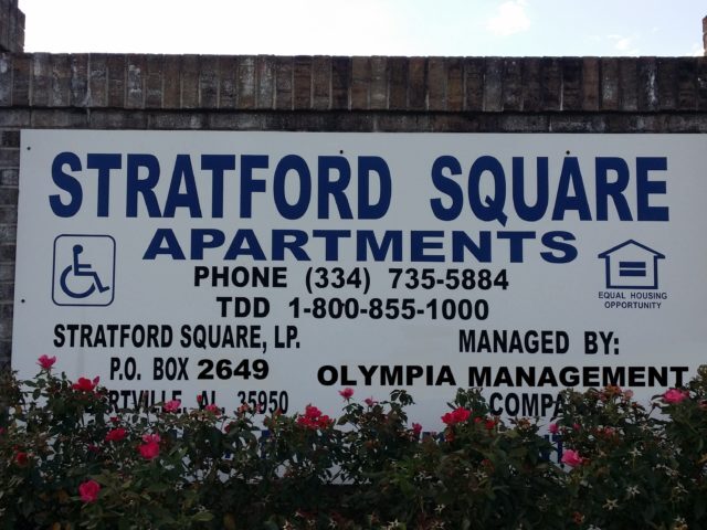 Stratford Square Apartments in Brundidge, AL - Building Photo