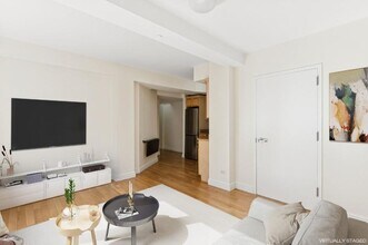 435 E 76th St in New York, NY - Building Photo - Building Photo