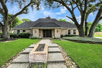 2510 Hilton Head Dr in Missouri City, TX - Building Photo - Building Photo