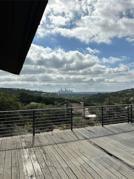 5206 Scenic View Dr in Austin, TX - Foto de edificio - Building Photo