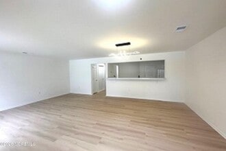 171 Dorado Beach Ct in Freehold, NJ - Building Photo - Building Photo