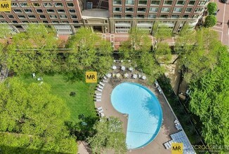 85 E India Row, Unit 17G in Boston, MA - Foto de edificio - Building Photo