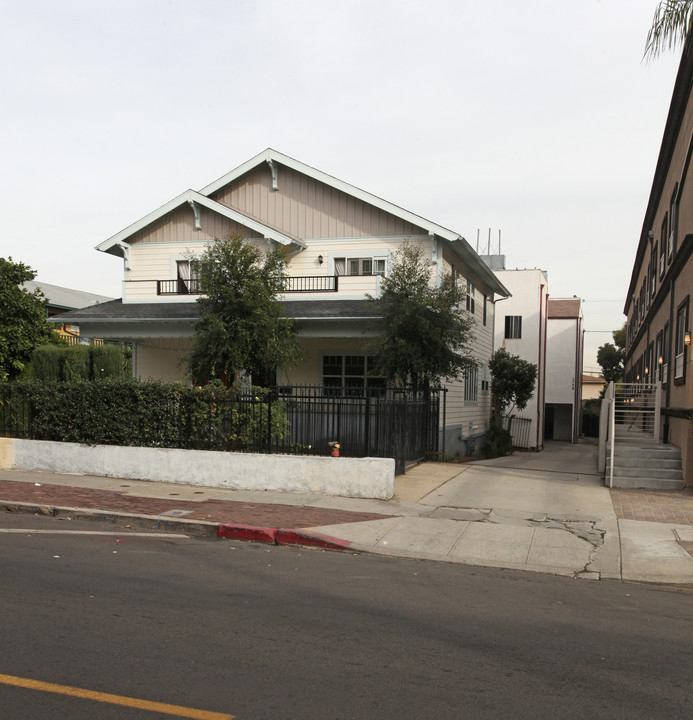 1758 N Kingsley Dr in Los Angeles, CA - Building Photo