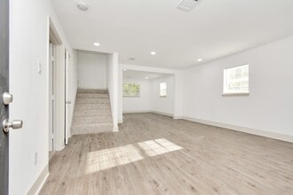 1501 Maiden Ln in Richmond, TX - Building Photo - Building Photo
