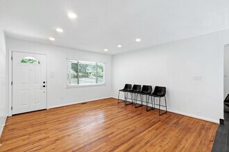 1512 Beechwood Dr in Raleigh, NC - Foto de edificio - Building Photo