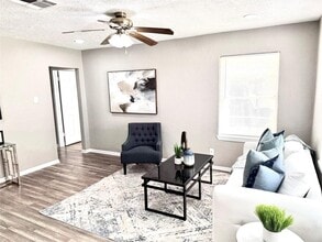 903 Roper St in Houston, TX - Building Photo - Building Photo