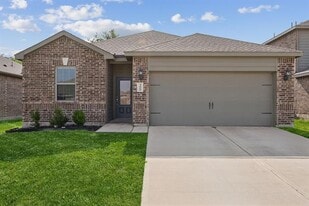 3000 Parker Dr in Anna, TX - Building Photo