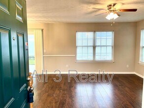 650 Windcroft Cir NW in Acworth, GA - Building Photo - Building Photo