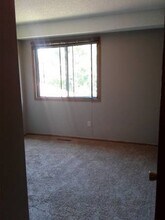 92 126th Ave NW in Minneapolis, MN - Building Photo - Building Photo