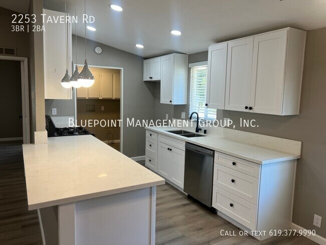 2253 Tavern Rd in Alpine, CA - Building Photo - Building Photo