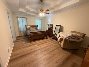 1313 Brendale Ct in Nashville, TN - Foto de edificio - Building Photo