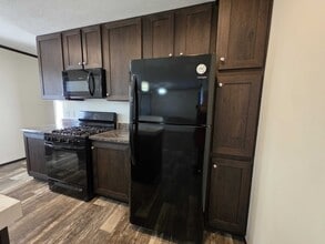 3727 Birch St in Village of Clarkston, MI - Building Photo - Building Photo