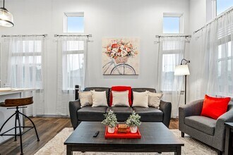 829 Emile St in Houston, TX - Building Photo - Building Photo