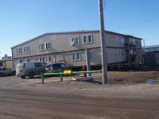 5130 Herman St in Barrow, AK - Building Photo