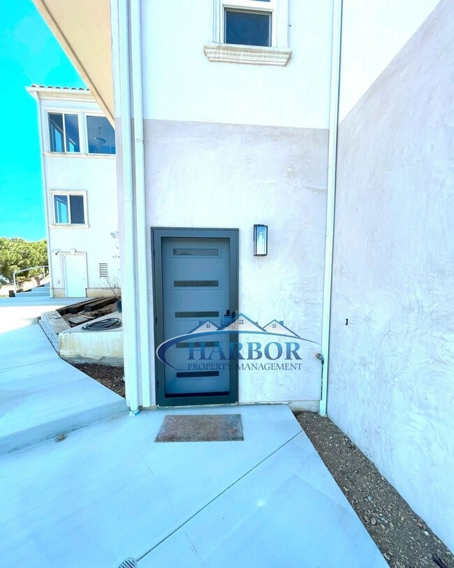 property at 1908 Rue Le Charlene