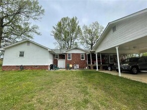 3633 Loganville Hwy SW in Loganville, GA - Building Photo - Building Photo