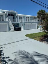 2731 NE 28th Ct in Lighthouse Point, FL - Building Photo - Building Photo