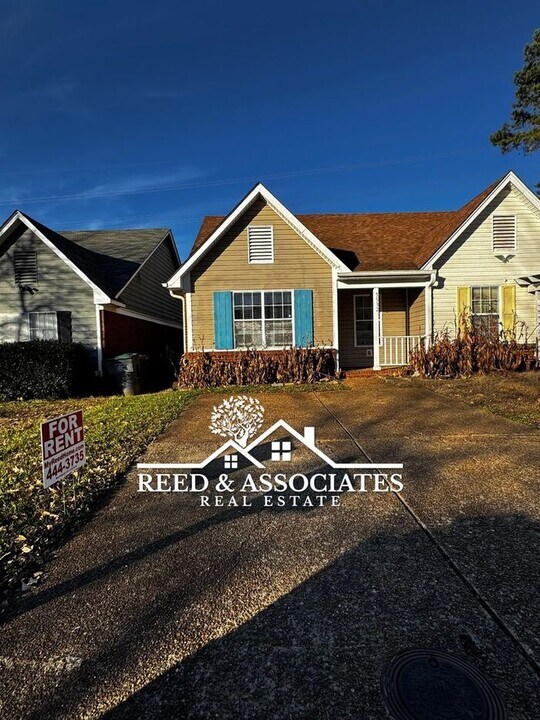 5532 Ginners Dr in Memphis, TN - Building Photo