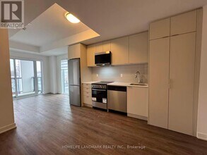 4569 Kingston Rd in Toronto, ON - Building Photo - Building Photo