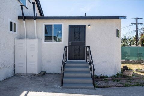 407 W 107th St in Los Angeles, CA - Building Photo