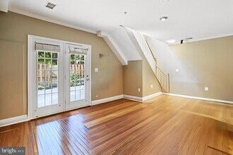 1117 Regal Oak Dr in Rockville, MD - Building Photo - Building Photo