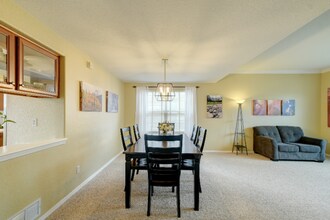 8677 Roaring Fork Dr in Colorado Springs, CO - Building Photo - Building Photo