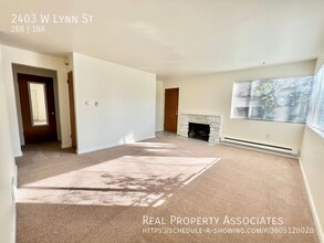 2403 W Lynn St in Seattle, WA - Building Photo - Building Photo