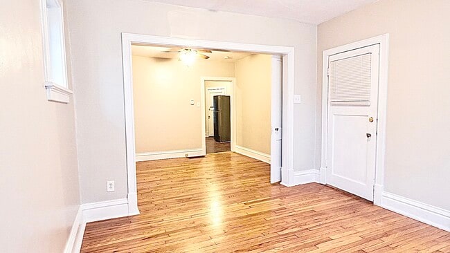 4967 Lindenwood Ave, Unit 2E in St. Louis, MO - Building Photo - Building Photo