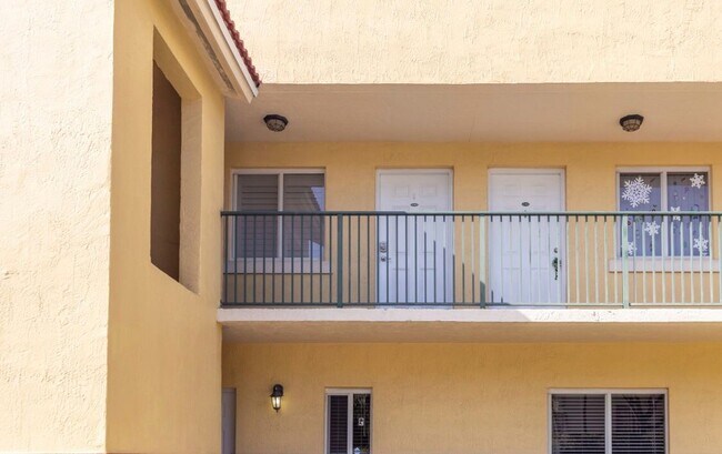 12625 SW 91st St, Unit 209 in Miami, FL - Building Photo - Building Photo