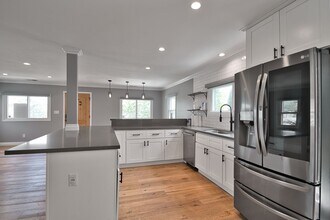 861 Sheldon St in El Segundo, CA - Building Photo - Building Photo