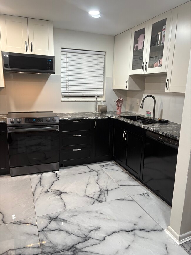 property at 5406 Ruddy Ct