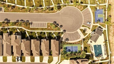 40 N 14th St in McAllen, TX - Building Photo - Building Photo