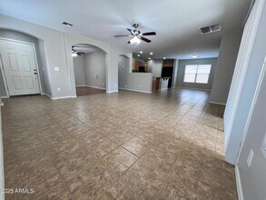 3119 W Silver Creek Dr in San Tan Valley, AZ - Building Photo - Building Photo
