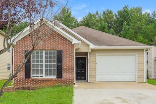 194 Carrington Ln in Calera, AL - Building Photo