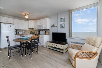 7330 Estero Blvd in Fort Myers Beach, FL - Building Photo - Building Photo