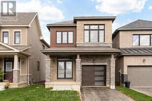 5 Vanilla Trl in Thorold, ON - Building Photo