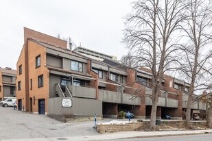 43 Putman Av in Ottawa, ON - Building Photo