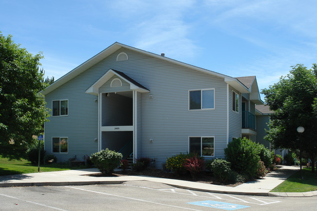 Hillcreek Apartments in Boise, ID - Building Photo - Building Photo