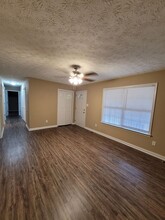 272 Faye Kight Cir in Hartwell, GA - Foto de edificio - Building Photo