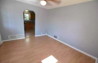 1006 Willey St in Morgantown, WV - Building Photo - Building Photo