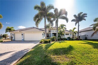 4128 NW 36th Ln in Cape Coral, FL - Building Photo - Building Photo