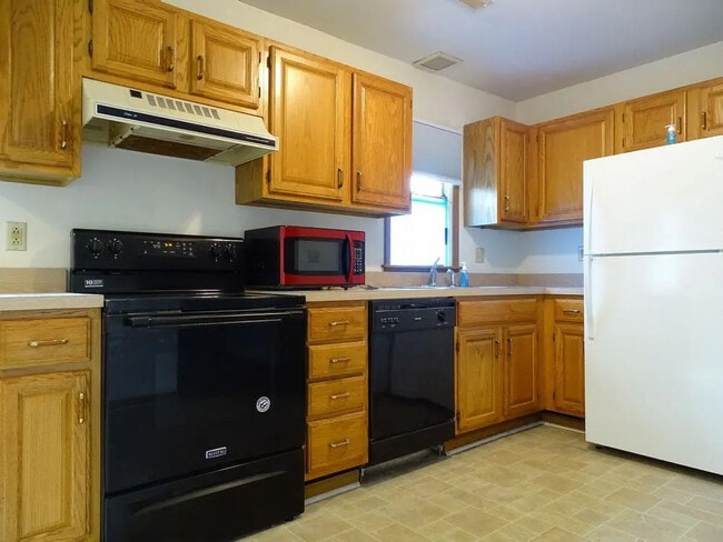 219 N Market St, Unit 106 in Elizabethtown, PA - Building Photo - Building Photo