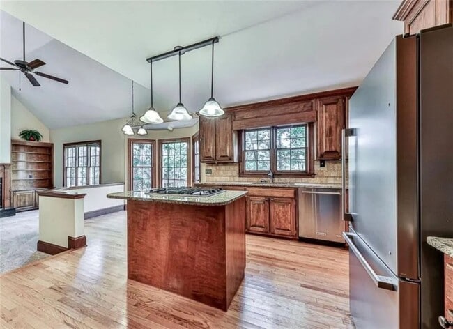 property at 2851 Riverfront Dr