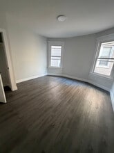 162 Renner Ave, Unit 2 in Newark, NJ - Building Photo - Building Photo