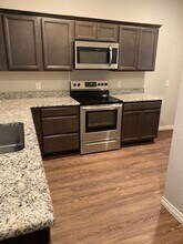 21 Elk Dr in Burleson, TX - Foto de edificio - Building Photo