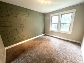 231 Connecticut Ave in Clairton, PA - Foto de edificio - Building Photo