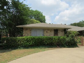 6639 Del Norte Ln in Dallas, TX - Building Photo