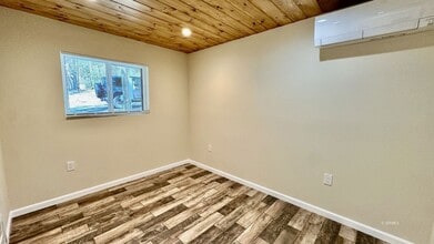 54705 Pine Crest Ave in Idyllwild, CA - Building Photo - Building Photo