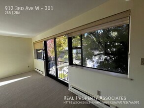 912 3rd Ave W in Seattle, WA - Building Photo - Building Photo